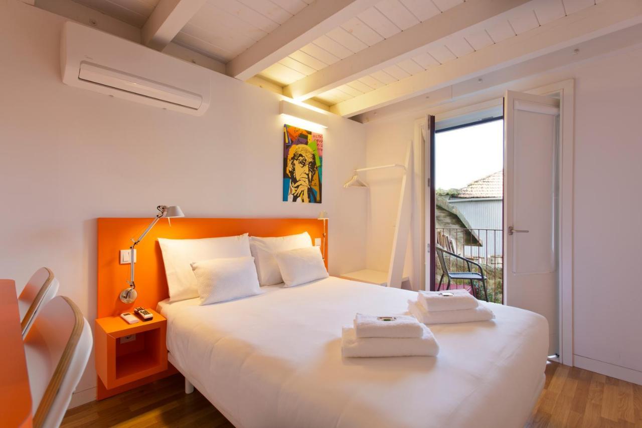 Downtown Cosy Suites Porto Pokoj fotografie